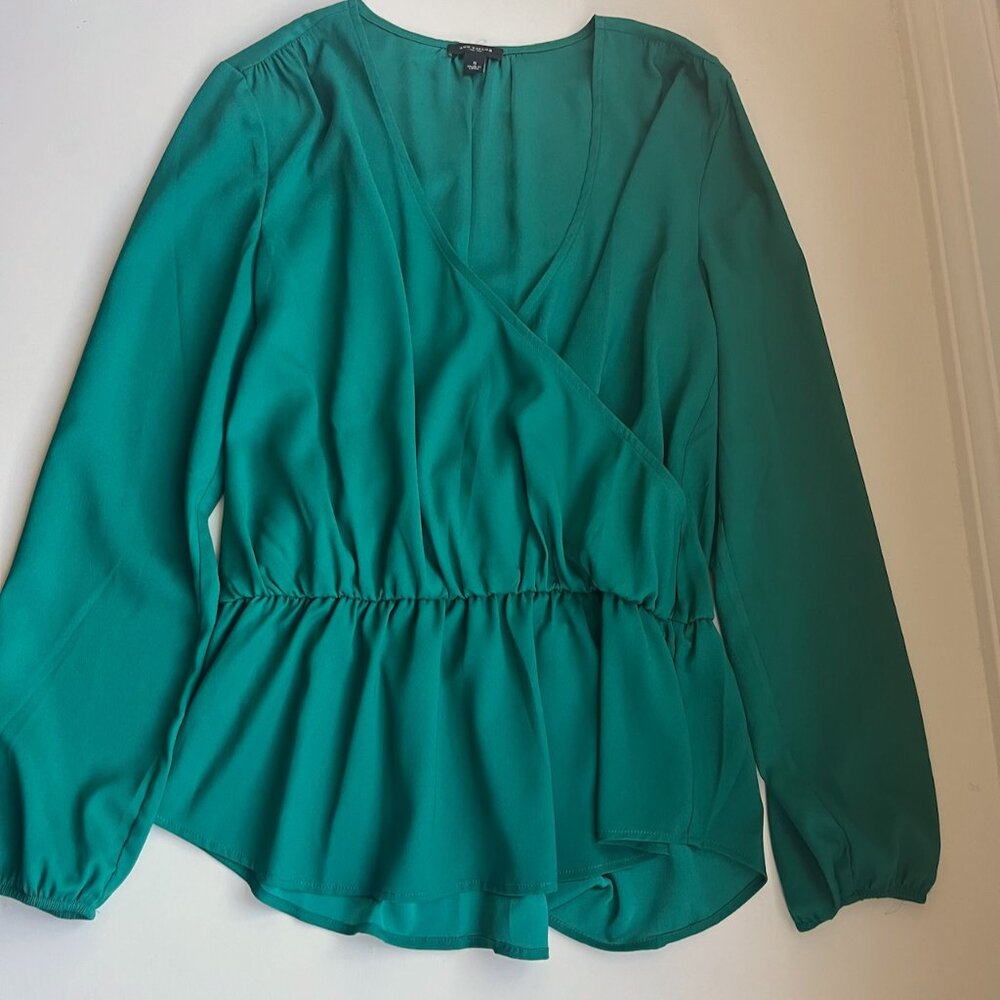 Women’s Wrap Peplum Top